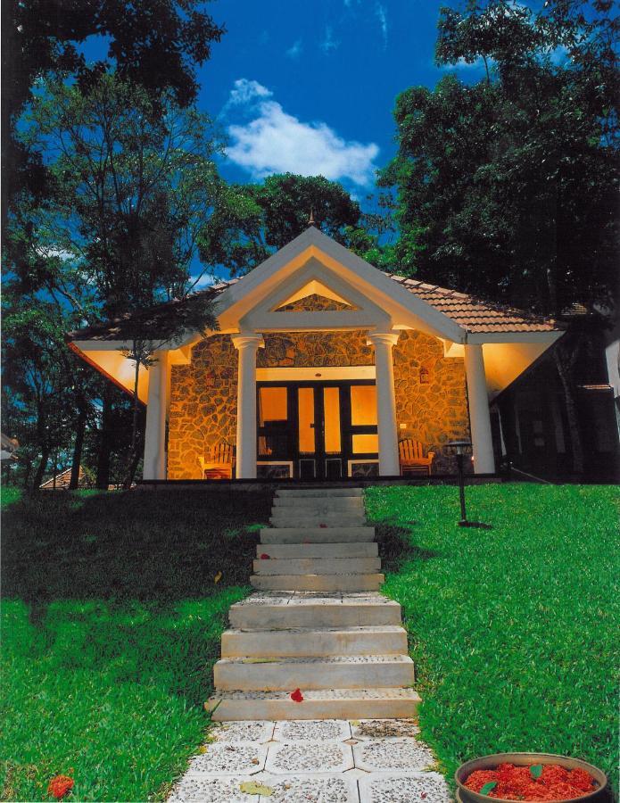 Hotel Treetop Thekkady Exterior foto